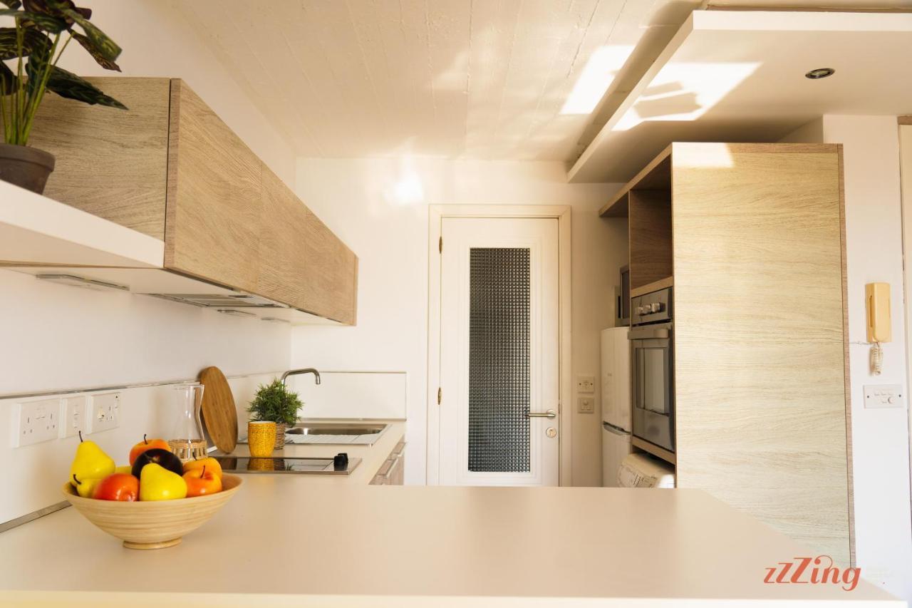 Gorgeous Seaviews From A Stunning Sliema Studio Exterior foto